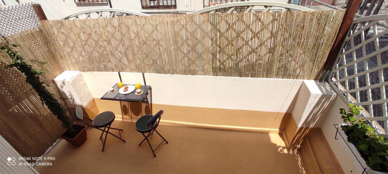 Mi Pequena Terraza Apartment Alaquas Exterior photo